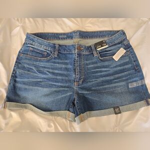 a.n.a Women's Classic Blue Jean Shortie Shorts